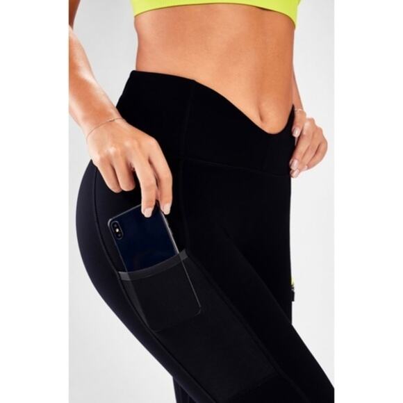 Fabletics Motion 365 Leggings 7/8 Size SMALL - Picture 3 of 13